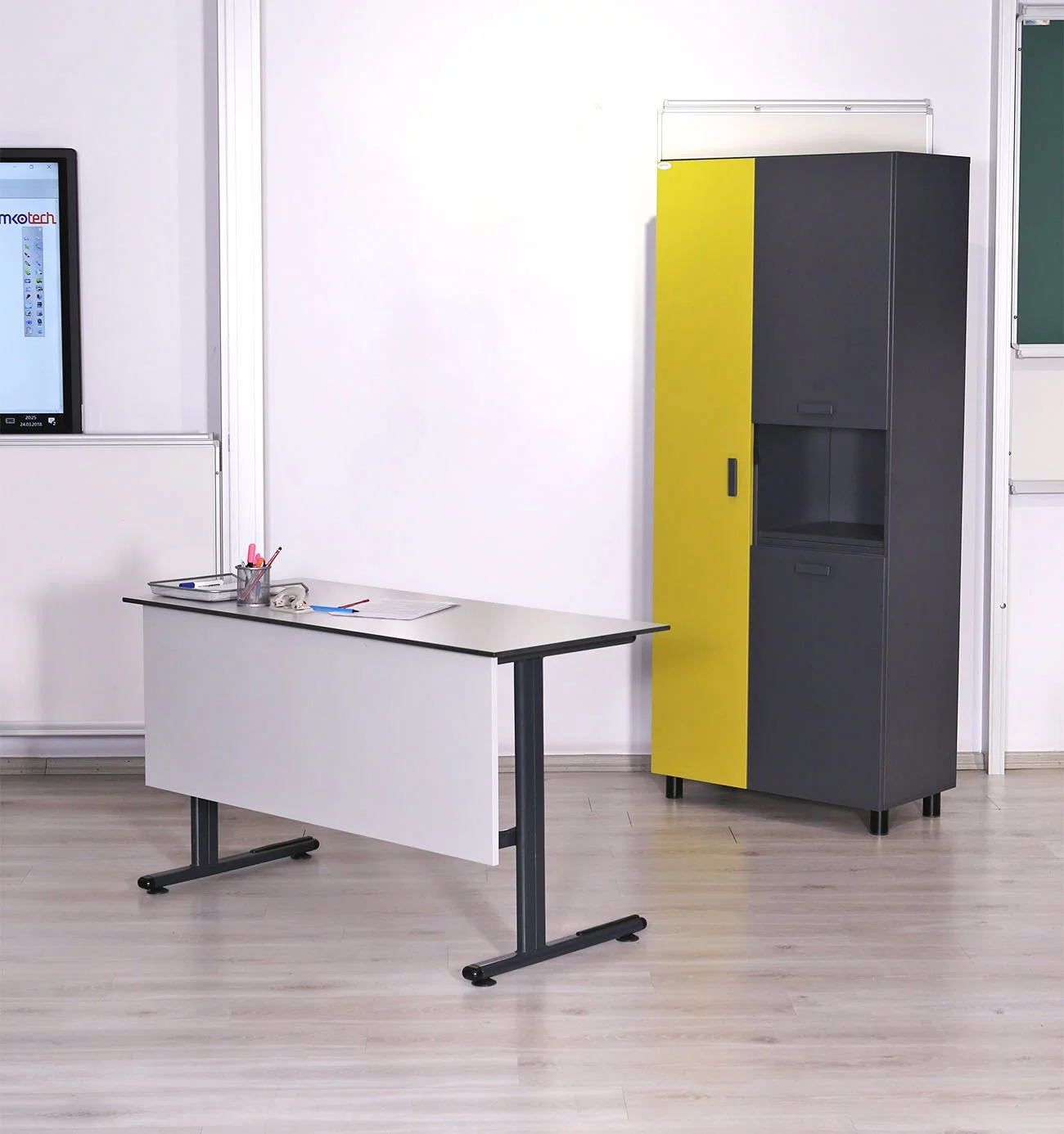 EMKO MİRA ÖĞRETMEN MASASI